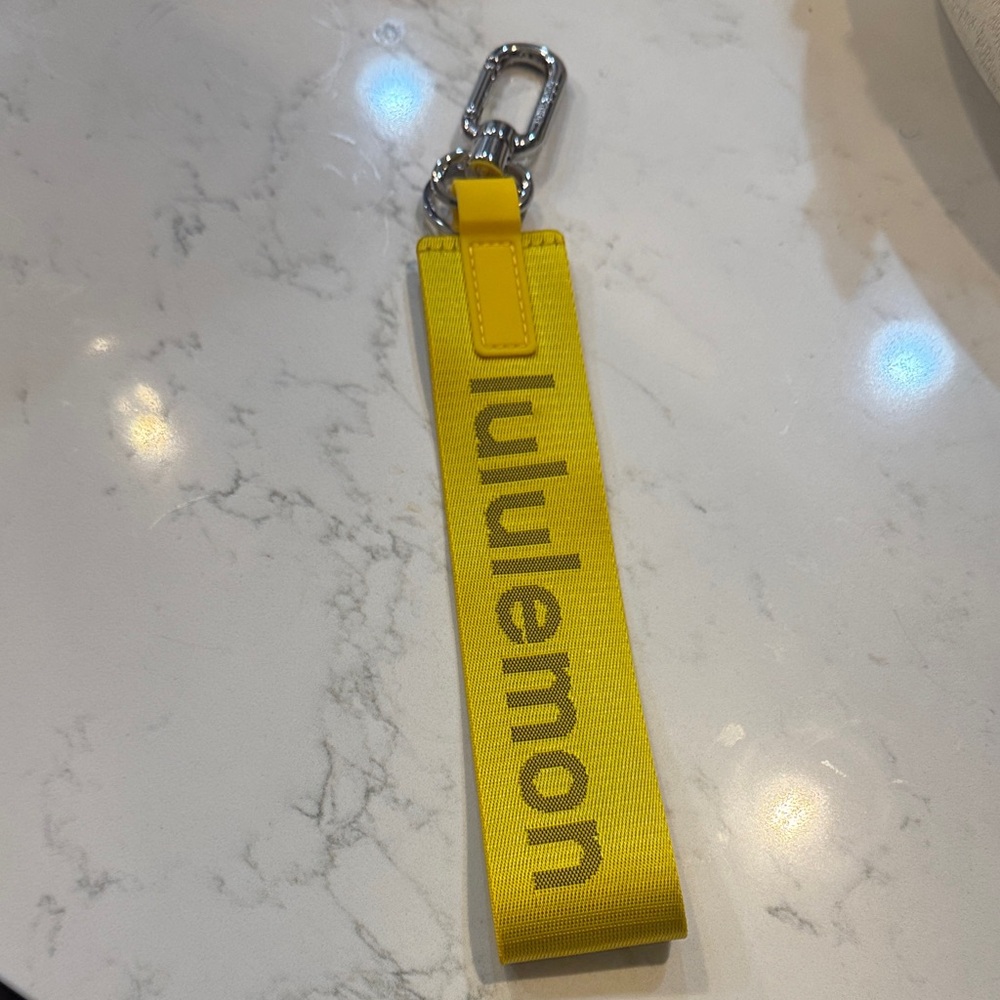 Lululemon Never Lost keychain